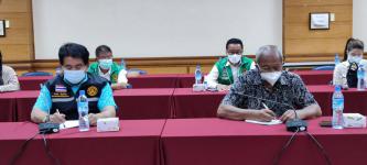 ทน.แม่สอด ร่วมประชุมหารือการแก้ไขปัญหาการแพร่ระบาด โรคติดเชื้อไวรัสโคโรนา 2019 (โควิด-19) ในพื้นที่อำเภอแม่สอด