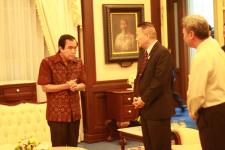 รัฐมนตรีมหาดไทยร่วมประชุมหารือการจัดตั้งเขตเศรษฐกิจพิเศษแม่สอด