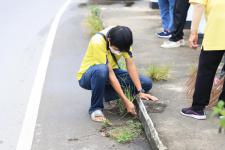 ทน.แม่สอด จัดกิจกรรมจิตอาสาพัฒนาลำห้วยแม่สอด เนื่องในวันคล้ายวันสวรรคตของพระบาทสมเด็จพระบรมชนกาธิเบศร มหาภูมิพลอดุลยเดชมหาราช บรมนาถบพิตร