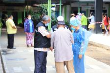 ทน.แม่สอด ร่วมกับ รพ.แม่สอด ร่วมให้บริการฉีดวัคซีนเคลื่อนที่ให้แก่ชาวต่างชาติในเขตเทศบาลนครแม่สอด 