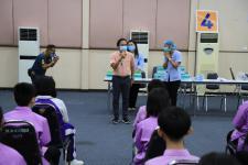 ทน.แม่สอด ร่วมกับ รพ.แม่สอด ร่วมให้บริการฉีดวัคซีนเคลื่อนที่ให้แก่นักเรียนโรงเรียนในสังกัดเทศบาลนครแม่สอด 