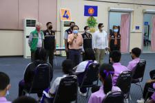 ทน.แม่สอด ร่วมกับ รพ.แม่สอด ร่วมให้บริการฉีดวัคซีนเคลื่อนที่ให้แก่นักเรียนโรงเรียนในสังกัดเทศบาลนครแม่สอด 