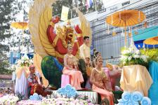 เทศบาลนครแม่สอด จัดขบวนแห่สงกรานต์ ประจำปี 2562 เพื่อสืบสานประเพณีและวัฒนธรรมอันดีงามของไทย