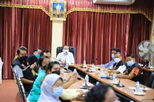 ทน.แม่สอด ประชุมการจัดกิจกรรมวันชาติ และวันพ่อแห่งชาติ