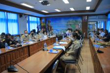 ทน.แม่สอด ร่วมประชุมคณะกรมการจังหวัดตาก หัวหน้าส่วนราชการฯ และผู้เกี่ยวข้อง ประจำเดือนพฤศจิกายน 2564 ครั้งที่ 11/2564
