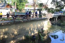 ทน.แม่สอด ลงพื้นที่แก้ปัญหาทางระบายในเขตเทศบาลนครแม่สอด 