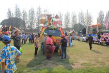 เทศบาลนครแม่สอด จัดขบวนแห่สงกรานต์ ประจำปี 2561 เพื่อสืบสานประเพณีและวัฒนธรรมอันดีงามของไทย 16 เมษายน 2561