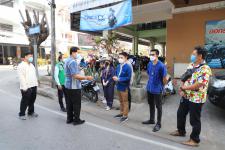 ทน.แม่สอด ร่วมกับ สภ.แม่สอด ลงพื้นที่สำรวจเส้นถนนในเขตเทศบาลนครแม่สอด