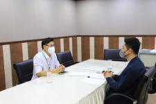 ทน.แม่สอด ให้สัมภาษณ์นักศึกษาระดับบัณฑิตศึกษา วิทยาลัยนวัตกรรมสังคม มหาวิทยาลัยรังสิต