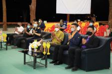 ทน.แม่สอด ร่วมเป็นประธานในพิธีจุดเทียนอุดมการณ์และกล่าวคำปฏิญาณโครงการแก้ไขปัญหาผู้เสพและผู้ติดยาเสพติดในรูปแบบศูนย์ขวัญแผ่นดินจังหวัดตาก (แม่สอด)