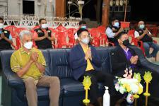 ทน.แม่สอด ร่วมเป็นประธานในพิธีจุดเทียนอุดมการณ์และกล่าวคำปฏิญาณโครงการแก้ไขปัญหาผู้เสพและผู้ติดยาเสพติดในรูปแบบศูนย์ขวัญแผ่นดินจังหวัดตาก (แม่สอด)