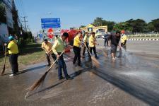 เทศบาลนครแม่สอด จัดโครงการของขวัญปีใหม่เพื่อมอบให้ประชาชน