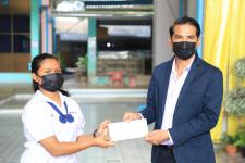ทน.แม่สอด ร่วมมอบทุนการศึกษาปัจจัยพื้นฐานนักเรียนยากจน โรงเรียนเทศบาลวัดชุมพลคีรี