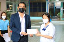 ทน.แม่สอด ร่วมมอบทุนการศึกษาปัจจัยพื้นฐานนักเรียนยากจน โรงเรียนเทศบาลวัดชุมพลคีรี