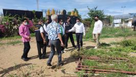 ทน.แม่สอด ลงพื้นที่ติดตามผลการดำเนินงานโครงการก่อสร้างศาลสมเด็จพระนเรศวรมหาราช