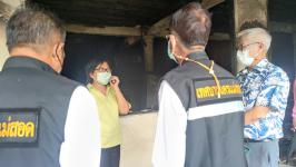 ทน.แม่สอด ลงพื้นที่เยี่ยมผู้ประสบอัคคีภัยในชุมชนสองแคว 1