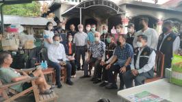 ทน.แม่สอด ลงพื้นที่เยี่ยมผู้ประสบอัคคีภัยในชุมชนสองแคว 1