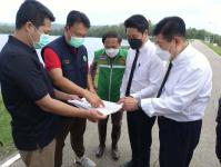 ทน.แม่สอด พร้อมด้วยผู้ว่าฯ และนายก อบจ. ลงพื้นที่แก้ไขปัญหาน้ำท่วมในเขตเทศบาลนครแม่สอด