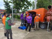 ทน.แม่สอด พร้อมด้วยผู้ว่าฯ และนายก อบจ. ลงพื้นที่แก้ไขปัญหาน้ำท่วมในเขตเทศบาลนครแม่สอด