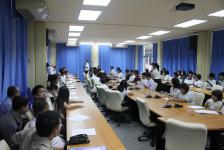 ดร.เทอดเกียรติ ชินสรนันท์ นายกเทศมนตรีนครแม่สอด เป็นประธานในการ ประชุมเพื่อรับฟังกำหนดการและเตรียมความพร้อมในการเดินทางเพื่อเข้าร่วมโครงการอบรบเชิงปฏิบัติการหลักสูตรการพัฒนาสมรรถนะบุคลากรของเทศบาลนครแม่สอด  เพื่อรองรับเขตพัฒนาเศรษฐกิจพิเศษตาก  เตรียมความพ