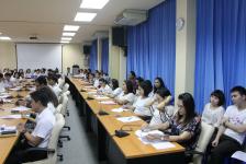 ดร.เทอดเกียรติ ชินสรนันท์ นายกเทศมนตรีนครแม่สอด เป็นประธานในการ ประชุมเพื่อรับฟังกำหนดการและเตรียมความพร้อมในการเดินทางเพื่อเข้าร่วมโครงการอบรบเชิงปฏิบัติการหลักสูตรการพัฒนาสมรรถนะบุคลากรของเทศบาลนครแม่สอด  เพื่อรองรับเขตพัฒนาเศรษฐกิจพิเศษตาก  เตรียมความพ