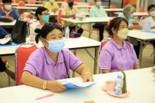 ทน.แม่สอด ร่วมกับกลุ่มพัฒนาสตรีเทศบาลนครแม่สอด จัดอบรมให้ความรู้เรื่องสุขภาพจิตในชุมชน