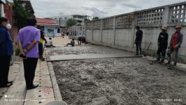 ทน.แม่สอด ร่วมกับแม่สอดมูลนิธิสามัคคีการกุศล ดำเนินการทำท่อระบายน้ำและถนนคอนกรีต