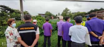 นายกฯ ทน.แม่สอด ลงพื้นที่สระบัว ถนนสายเอเชีย ปากทางเข้าถนนเยลลี่อุทิศ แก้ปัญหาน้ำเอ่อล้นเข้าชุมชน