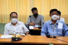 ทน.แม่สอด ร่วมต้อนรับ นายก อบต.แม่ปะ พร้อมคณะ หารือแก้ปัญหาน้ำท่วมพื้นที่คาบเกี่ยวเทศบาลนครแม่สอด-แม่ปะ (ชุมชนสักทอง-แม่ปะ หมู่ 10)