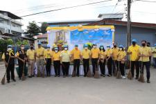 ทน.แม่สอด จัดกิจกรรมจิตอาสาพัฒนาหน้าศาลเจ้าพ่อพระวอ(ตลาดสดบ้านเหนือ) เนื่องในวันเฉลิมพระชนมพรรษาพระบาทสมเด็จพระเจ้าอยู่หัว