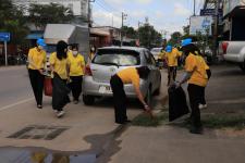 ทน.แม่สอด จัดกิจกรรมจิตอาสาพัฒนาหน้าศาลเจ้าพ่อพระวอ(ตลาดสดบ้านเหนือ) เนื่องในวันเฉลิมพระชนมพรรษาพระบาทสมเด็จพระเจ้าอยู่หัว