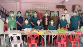 ทน.แม่สอด ให้บริการฉีดยาวัคซีนป้องกันโรคพิษสุนัขบ้าให้กับสุนัขและแมว พร้อมลงทะเบียนสัตว์เลี้ยงที่ชุมชนดอนไชย