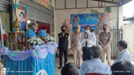 ทน.แม่สอด ร่วมกิจกรรมทำบุญทอดผ้าป่า กองทุนแม่ของแผ่นดินชุมชนสันต้นปิน