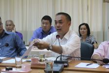 การประชุมคณะทำงานขับเคลื่อนเขตพัฒนาเศษฐกิจพิเศษตากระดับตำบล ณ เทศบาลนครแม่สอด ชั้น 2 วันอังคารที่ 15 กันยายน พ.ศ.2558 เวลา 10.00 น.