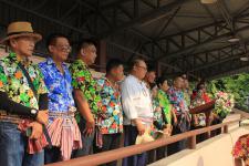 เทศบาลนครแม่สอด จัดขบวนแห่สงกรานต์ ประจำปี 2561 เพื่อสืบสานประเพณีและวัฒนธรรมอันดีงามของไทย 16 เมษายน 2561