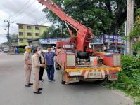 คณะผู้บริหารพร้อมสมาชิกสภาเทศบาลนครแม่สอดลงพื้นที่ตรวจเยี่ยมให้กำลังใจเจ้าหน้าที่ผู้ปฏิบัติงานภาคสนาม