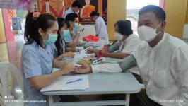 ทน.แม่สอด โดยคลินิกชุมชนอบอุ่นฯ จัดโครงการเข้าพรรษา ชีวาสดใสห่างไกลโรคร้าย