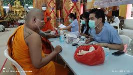 ทน.แม่สอด โดยคลินิกชุมชนอบอุ่นฯ จัดโครงการเข้าพรรษา ชีวาสดใสห่างไกลโรคร้าย