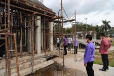 ทน.แม่สอด ร่วมกับ กรมโยธาธิการและผังเมือง ลงพื้นที่ติดตามความคืบหน้างานก่อสร้างพระตำหนักสมเด็จพระนเรศวรมหาราช และศาลหลักเมือง อำเภอแม่สอด จังหวัดตาก