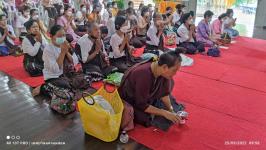 ทน.แม่สอด โดยคลินิกชุมชนอบอุ่นฯ จัดโครงการ “เข้าพรรษา ชีวาสดใส ห่างไกลโรคร้าย” วัดซอนน่าด่าน (วัดหลวง) 