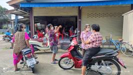 ทน.แม่สอด มอบเงินช่วยเหลือพิเศษให้กับผู้สูงอายุ (งวดสุดท้าย) ในเขตเทศบาลนครแม่สอด