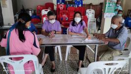 ทน.แม่สอด มอบเงินช่วยเหลือพิเศษให้กับผู้สูงอายุ (งวดสุดท้าย) ในเขตเทศบาลนครแม่สอด