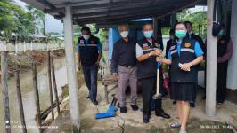 ทน.แม่สอด ลงพื้นที่ติดตามสถานการณ์น้ำในพื้นที่เขตเทศบาลนครแม่สอดหลังมีฝนตกหนักอย่างต่อเนื่อง