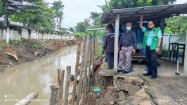 ทน.แม่สอด ลงพื้นที่ติดตามสถานการณ์น้ำในพื้นที่เขตเทศบาลนครแม่สอดหลังมีฝนตกหนักอย่างต่อเนื่อง