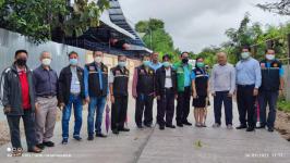 ทน.แม่สอด ลงพื้นที่ติดตามสถานการณ์น้ำในพื้นที่เขตเทศบาลนครแม่สอดหลังมีฝนตกหนักอย่างต่อเนื่อง