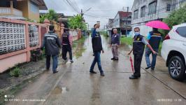 ทน.แม่สอด ลงพื้นที่ติดตามสถานการณ์น้ำในพื้นที่เขตเทศบาลนครแม่สอดหลังมีฝนตกหนักอย่างต่อเนื่อง
