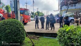 ทน.แม่สอด ร่วมกับการไฟฟ้าส่วนภูมิภาคย้ายเสาไฟฟ้า และปรับปรุงภูมิทัศน์โดยรอบสำนักงานเทศบาลนครแม่สอด