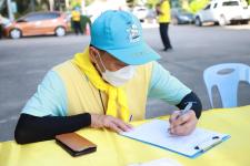 ทน.แม่สอด จัดกิจกรรมจิตอาสาบำเพ็ญสาธารณประโยชน์ เนื่องในวันคล้ายวันสวรรคตของพระบาทสมเด็จพระบรมชนกาธิเบศร มหาภูมิพลอดุลยเดชมหาราช บรมนาถบพิตร