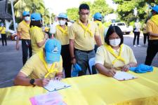 ทน.แม่สอด จัดกิจกรรมจิตอาสาบำเพ็ญสาธารณประโยชน์ เนื่องในวันคล้ายวันสวรรคตของพระบาทสมเด็จพระบรมชนกาธิเบศร มหาภูมิพลอดุลยเดชมหาราช บรมนาถบพิตร