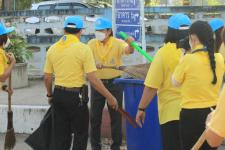 ทน.แม่สอด จัดกิจกรรมจิตอาสาบำเพ็ญสาธารณประโยชน์ เนื่องในวันคล้ายวันสวรรคตของพระบาทสมเด็จพระบรมชนกาธิเบศร มหาภูมิพลอดุลยเดชมหาราช บรมนาถบพิตร